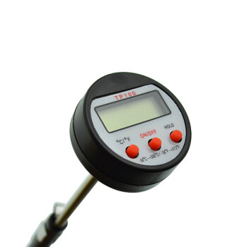 Электронный цифровой термометр ТР100